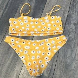 ROMWE bathing suit, size large. New, never worn.
